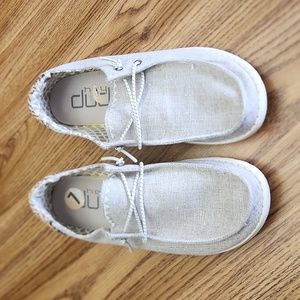 Hey Dude Wendy women's slip on shoes size 7